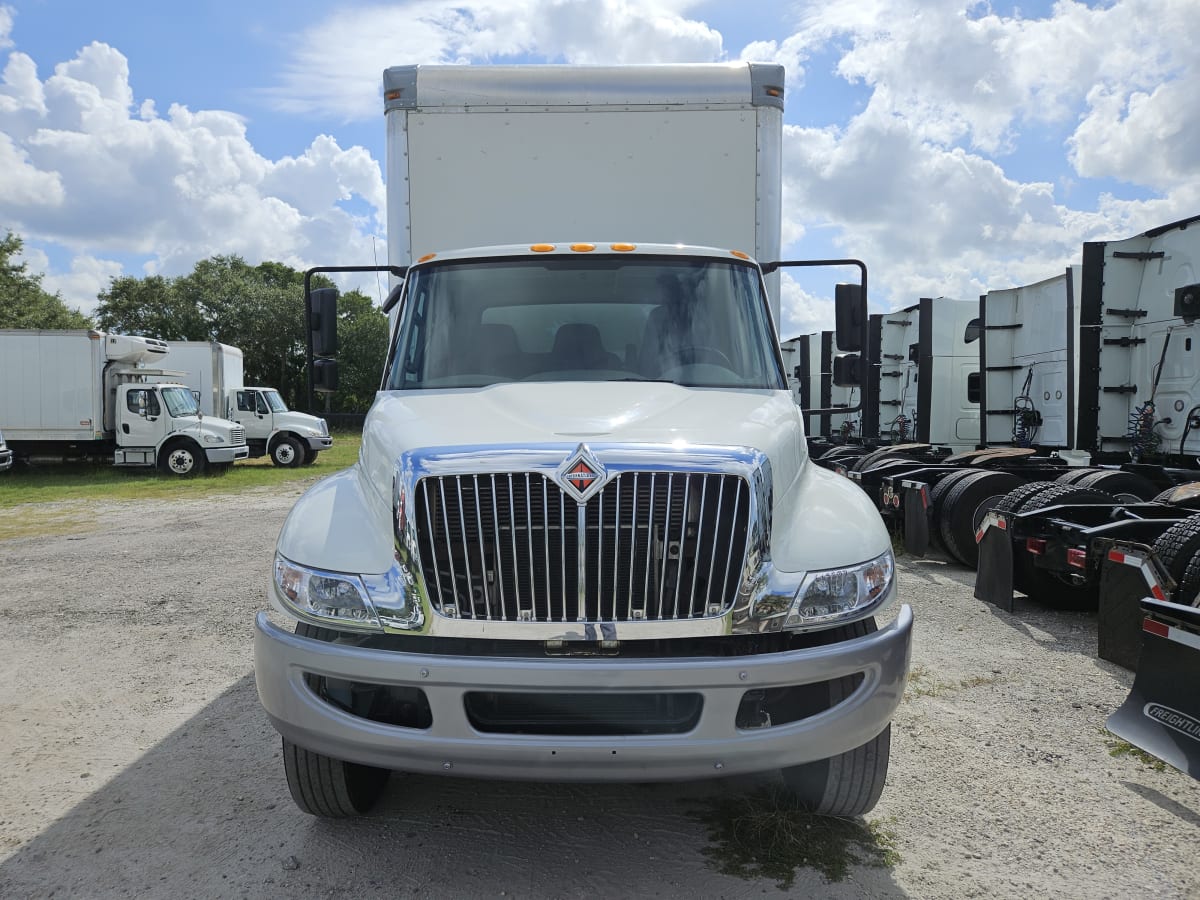 2017 Navistar International 4300 669807