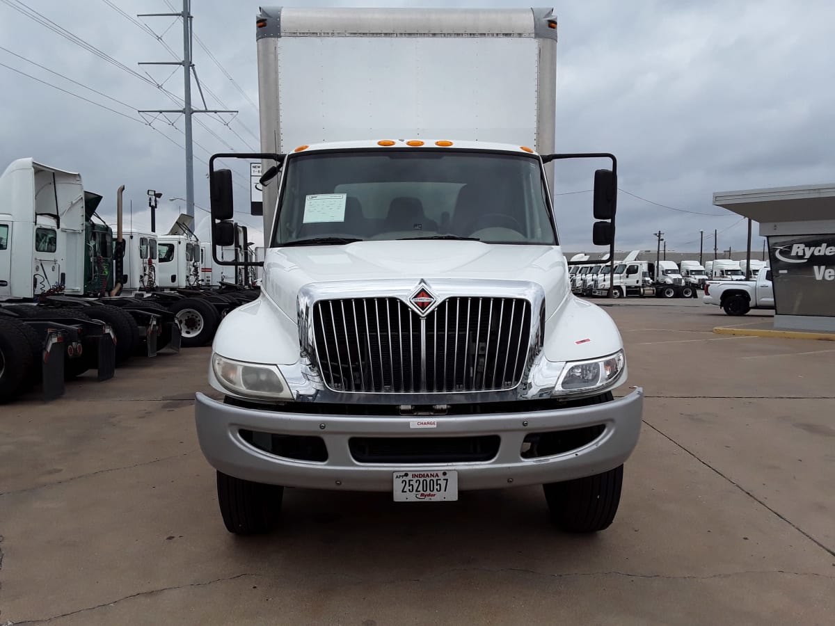 2017 Navistar International 4300 669814