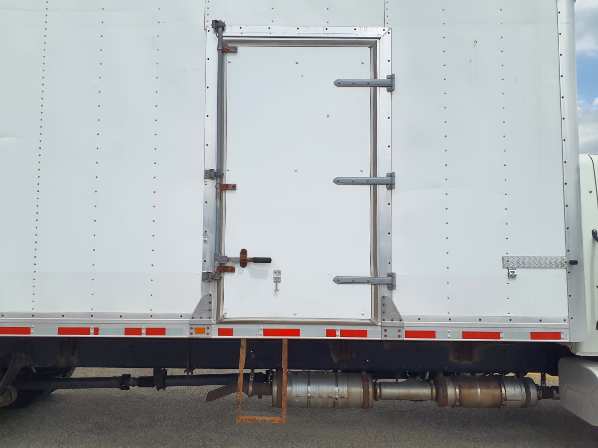 2017 Navistar International 4300 669823