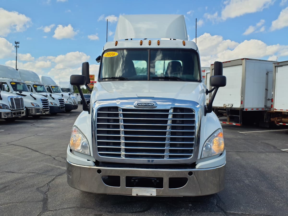 2016 Freightliner/Mercedes CASCADIA 125 669832