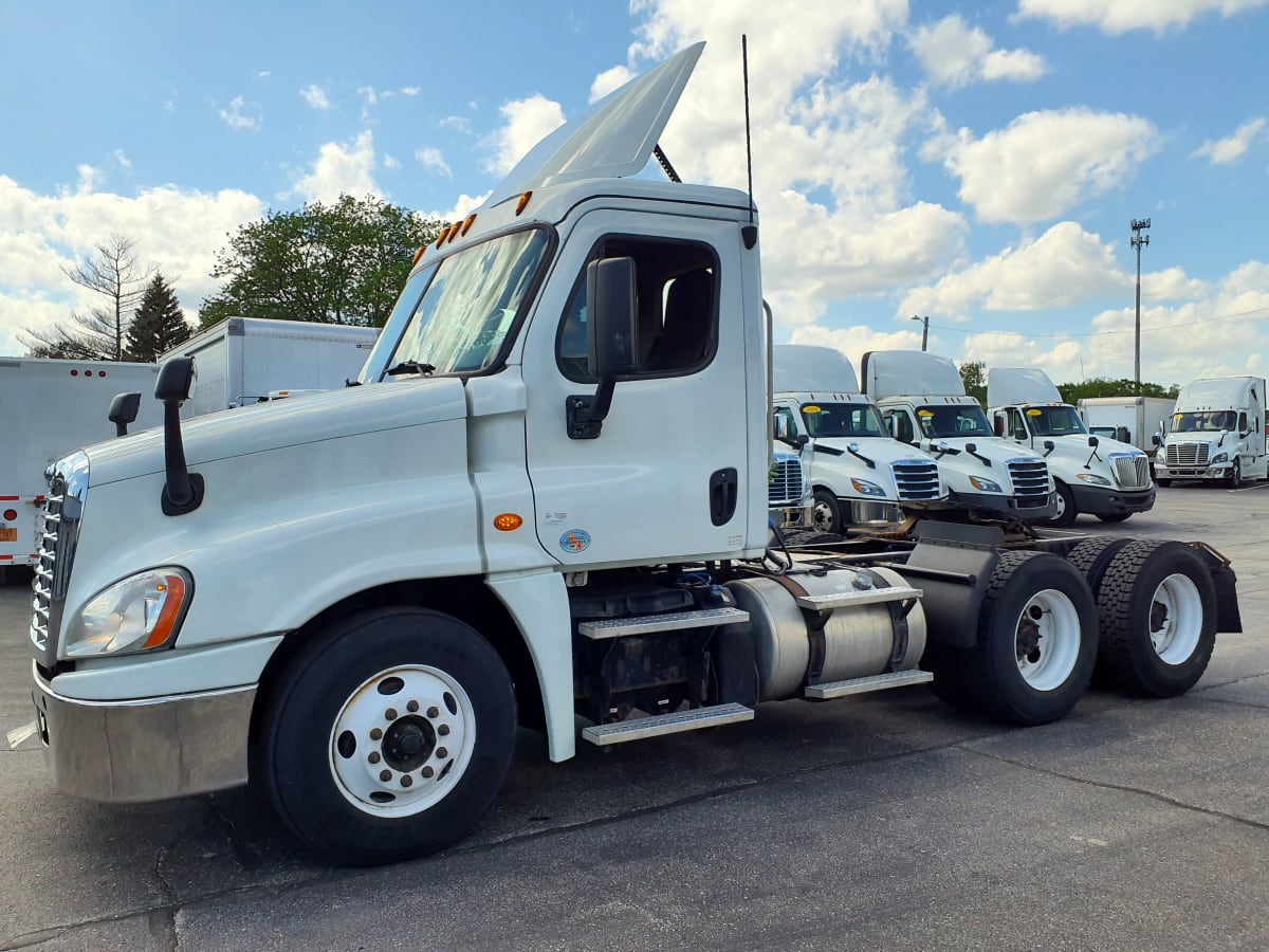 2016 Freightliner/Mercedes CASCADIA 125 669832