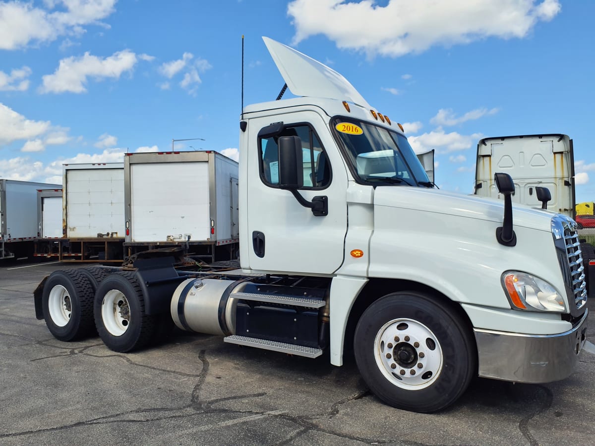 2016 Freightliner/Mercedes CASCADIA 125 669832