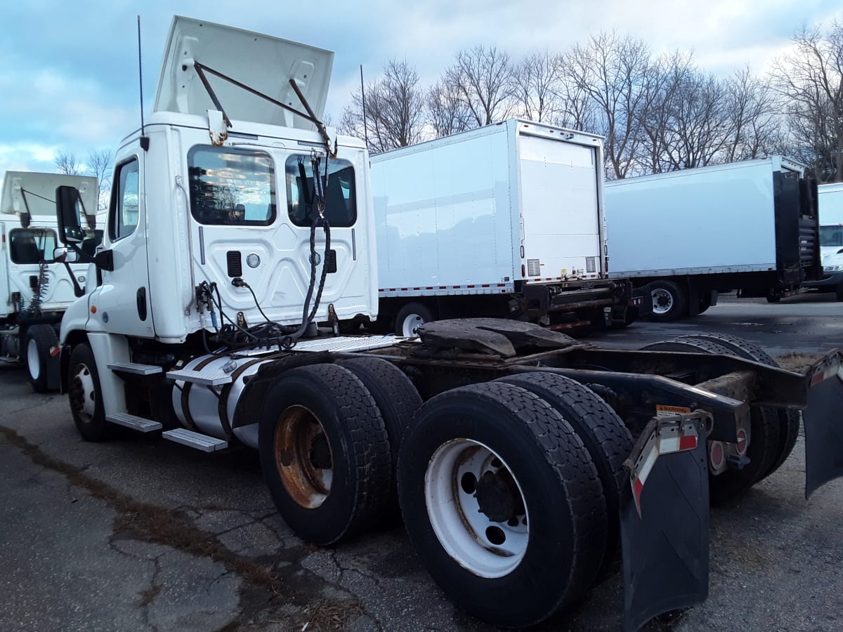 2016 Freightliner/Mercedes UNKNOWN 669843