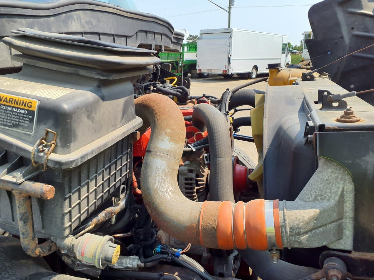 2017 Navistar International 4300 670007