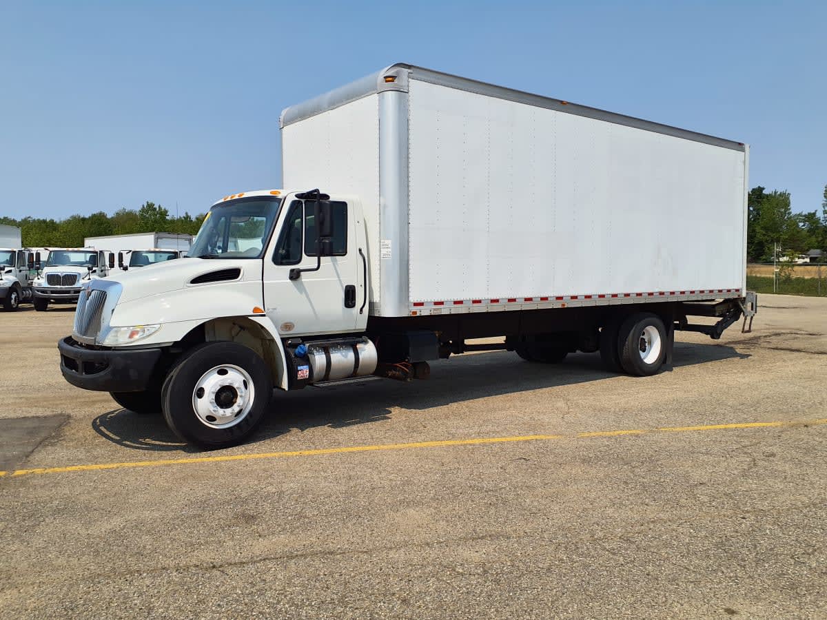 2017 Navistar International 4300 670007