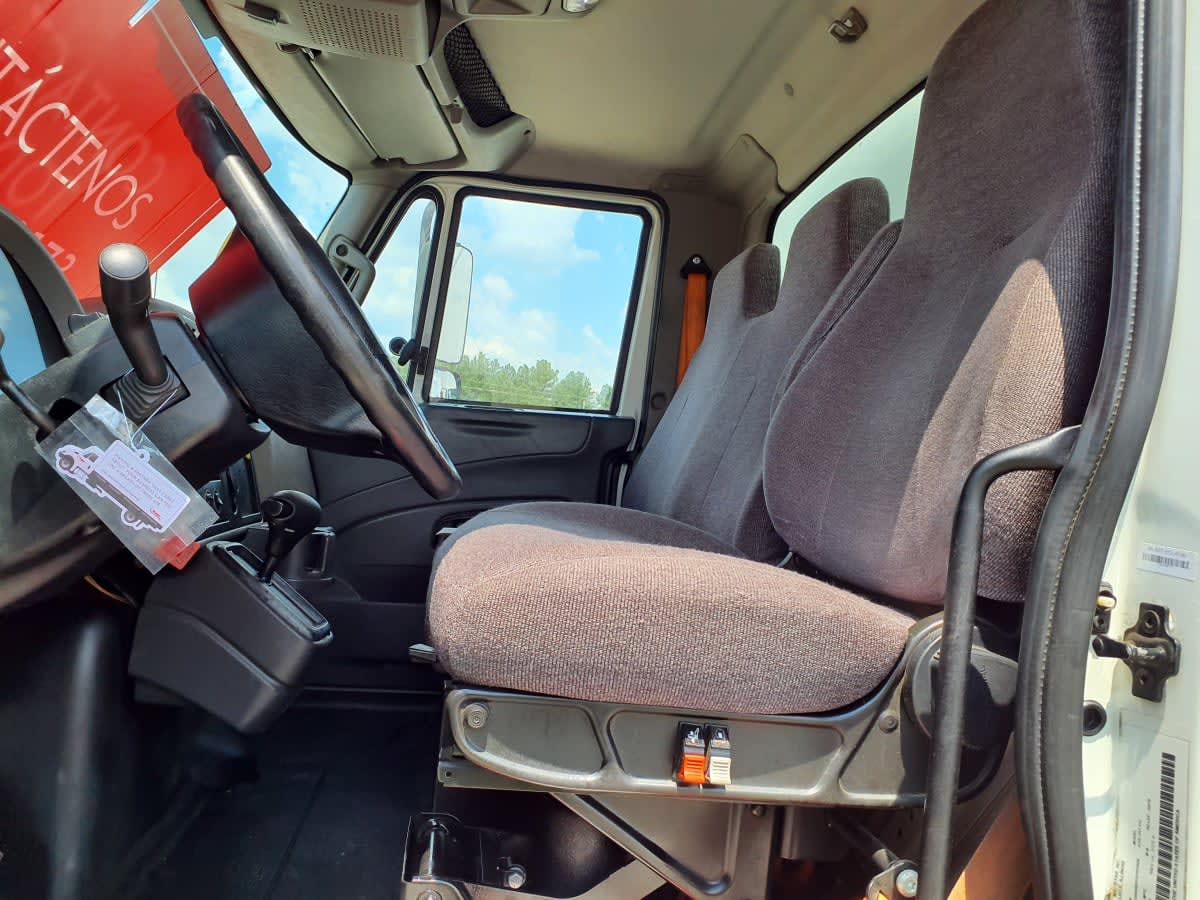 2017 Navistar International 4300 670042