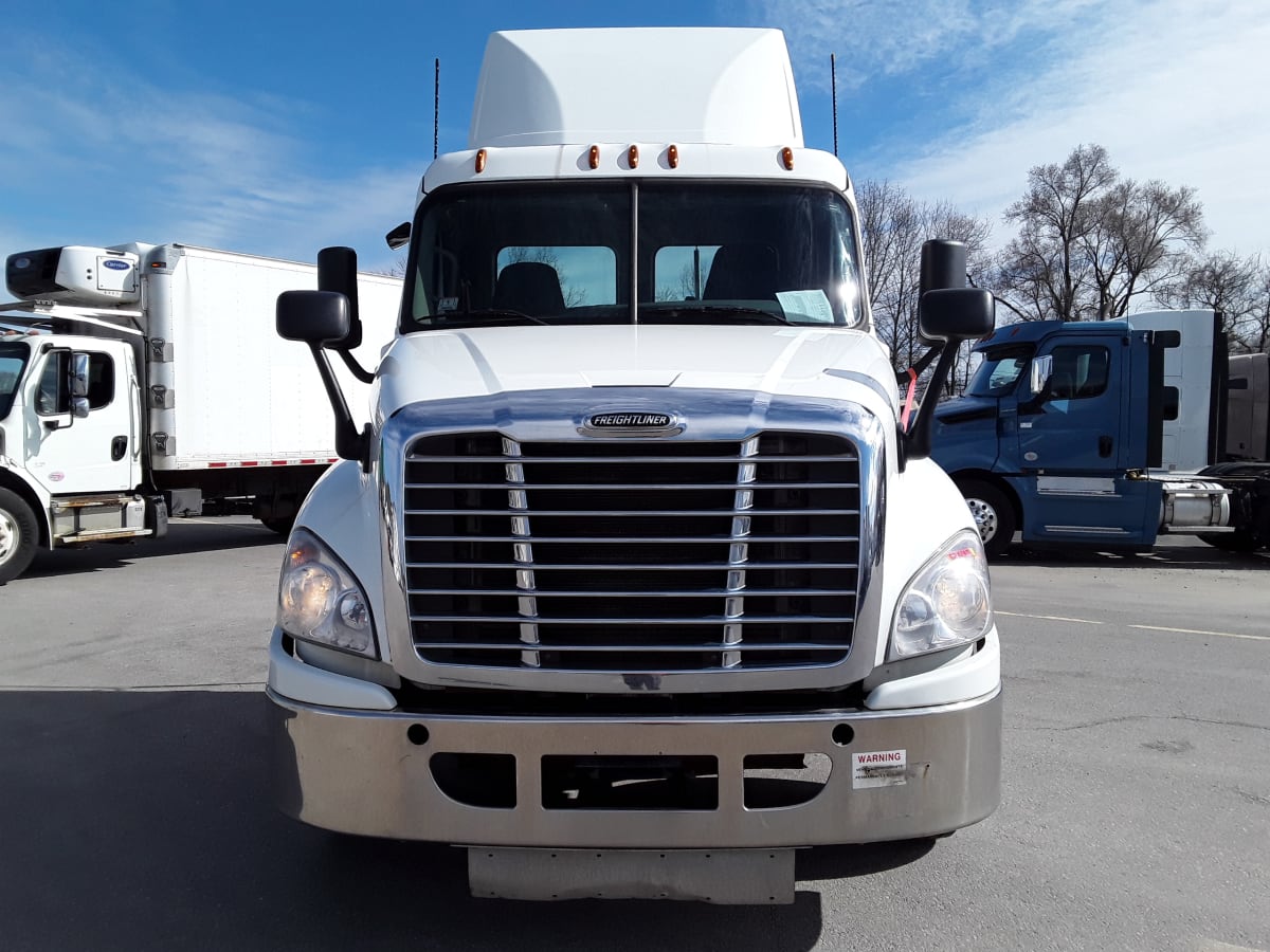 2017 Freightliner/Mercedes CASCADIA 125 670074