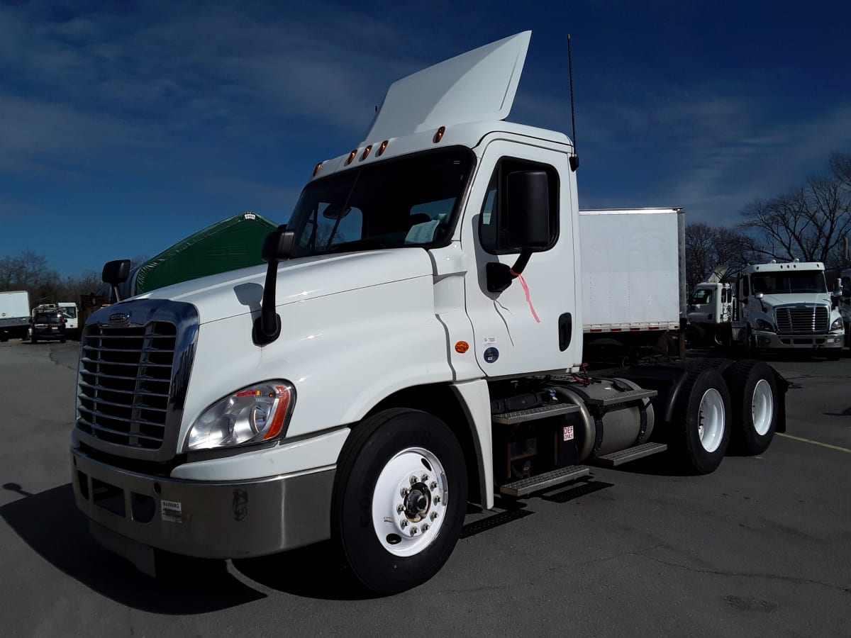 2017 Freightliner/Mercedes CASCADIA 125 670074