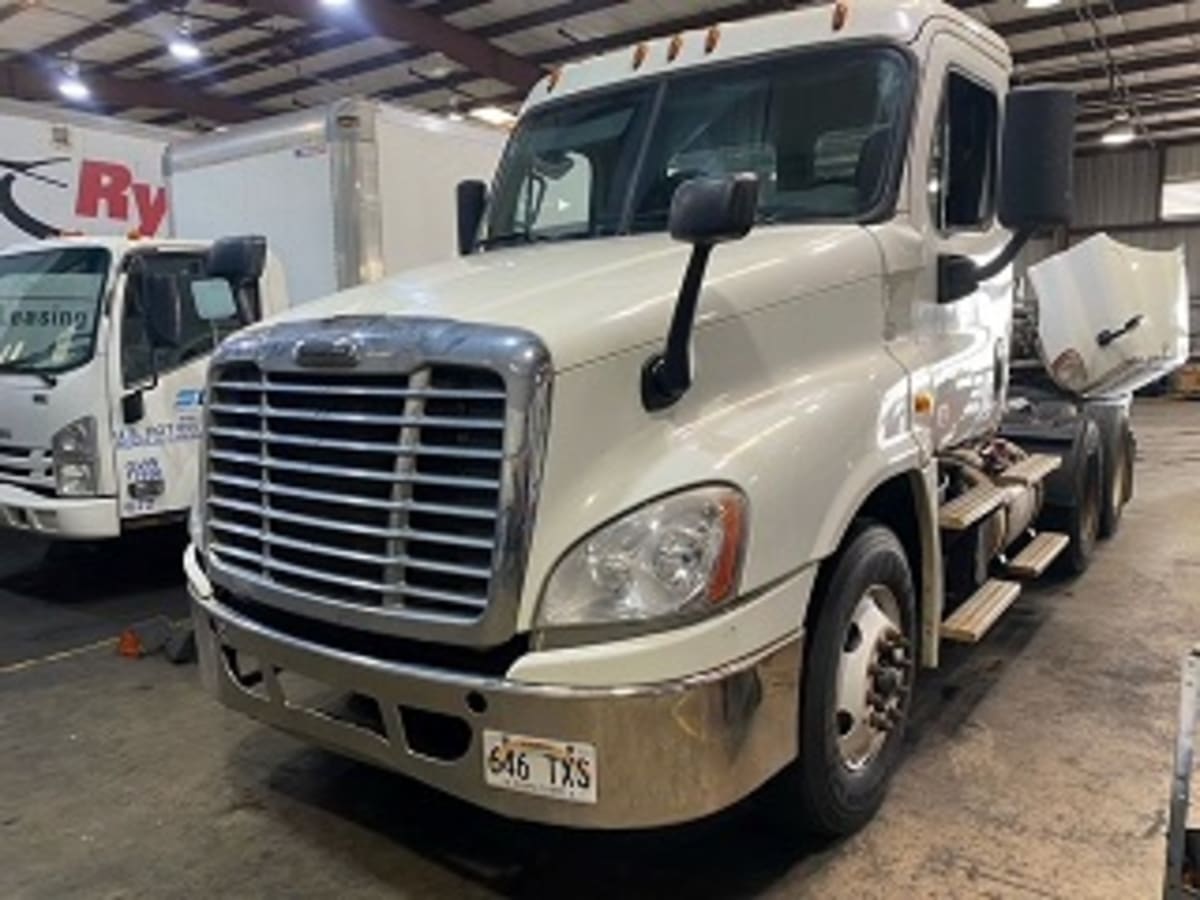 2017 Freightliner/Mercedes CASCADIA 125 670077