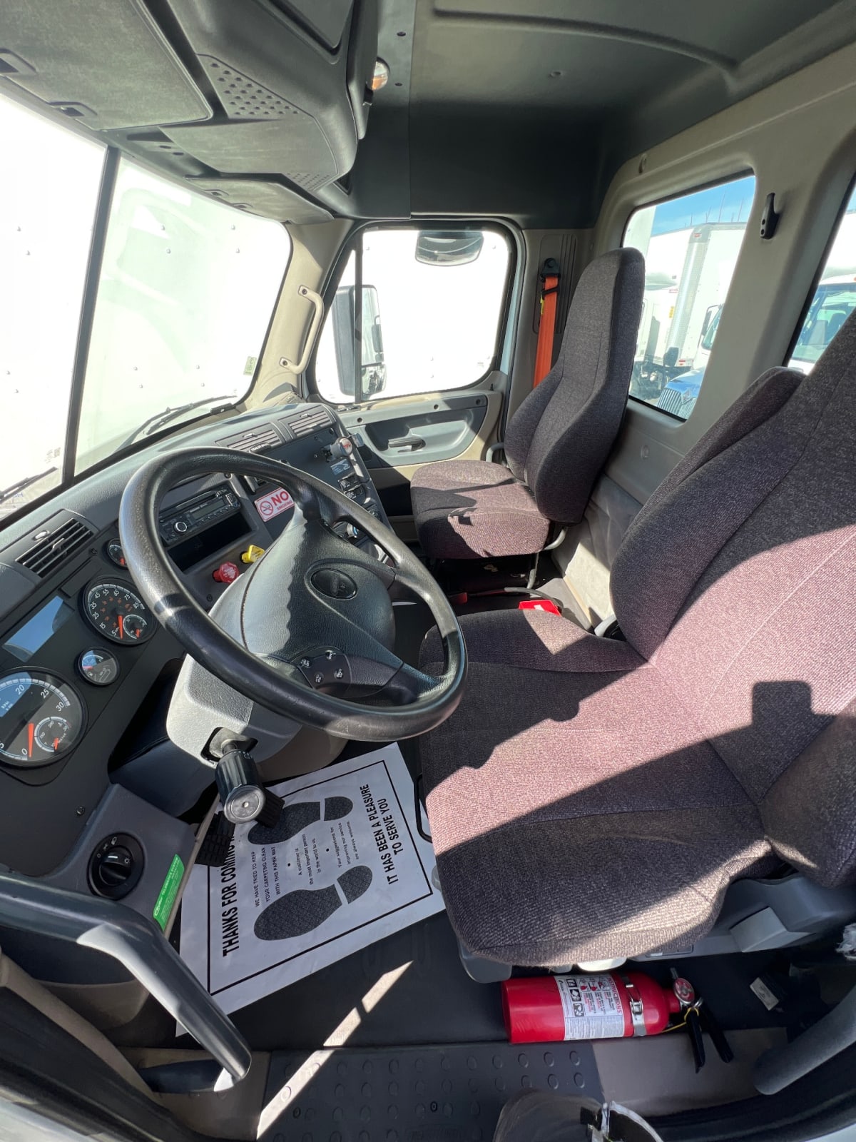 2017 Freightliner/Mercedes CASCADIA 125 670079