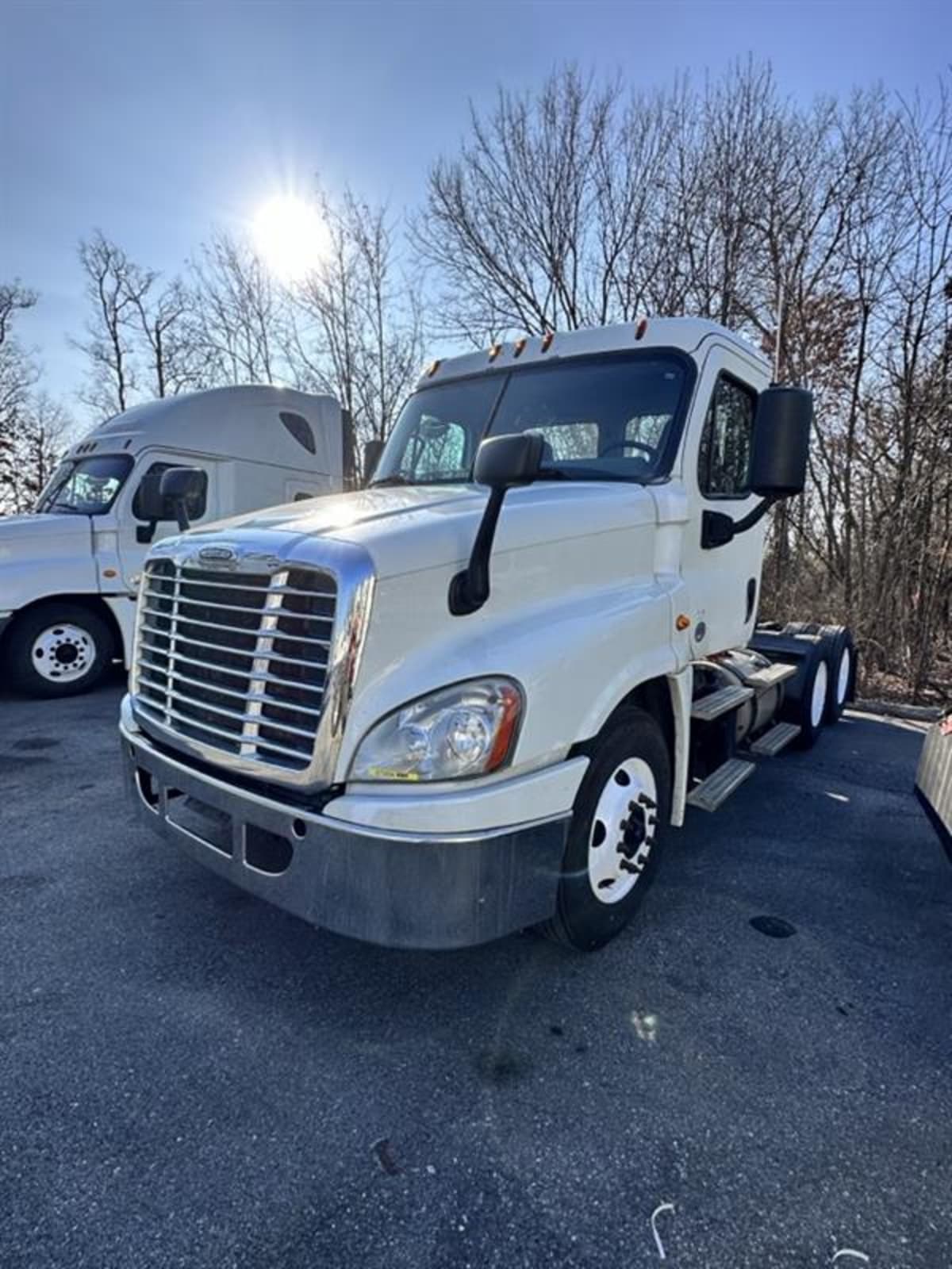 2017 Freightliner/Mercedes CASCADIA 125 670084