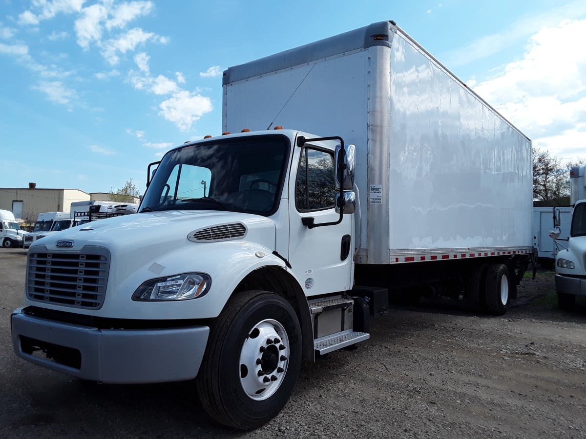 2016 Freightliner/Mercedes M2 106 670117