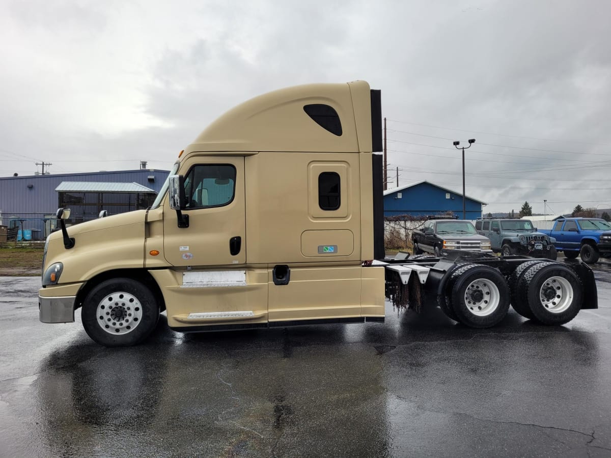 2017 Freightliner/Mercedes CASCADIA 125 670125