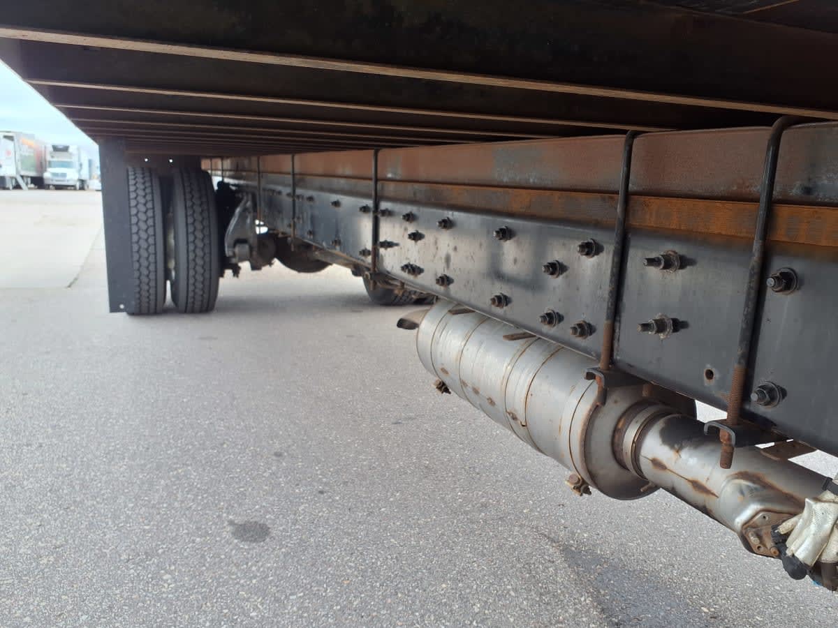 2017 Freightliner/Mercedes M2 106 670142