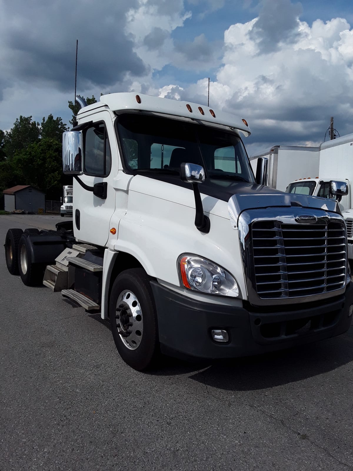 2017 Freightliner/Mercedes CASCADIA 125 670149