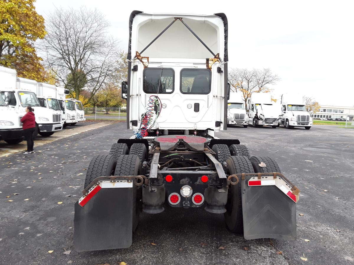 2017 Freightliner/Mercedes CASCADIA 125 670274