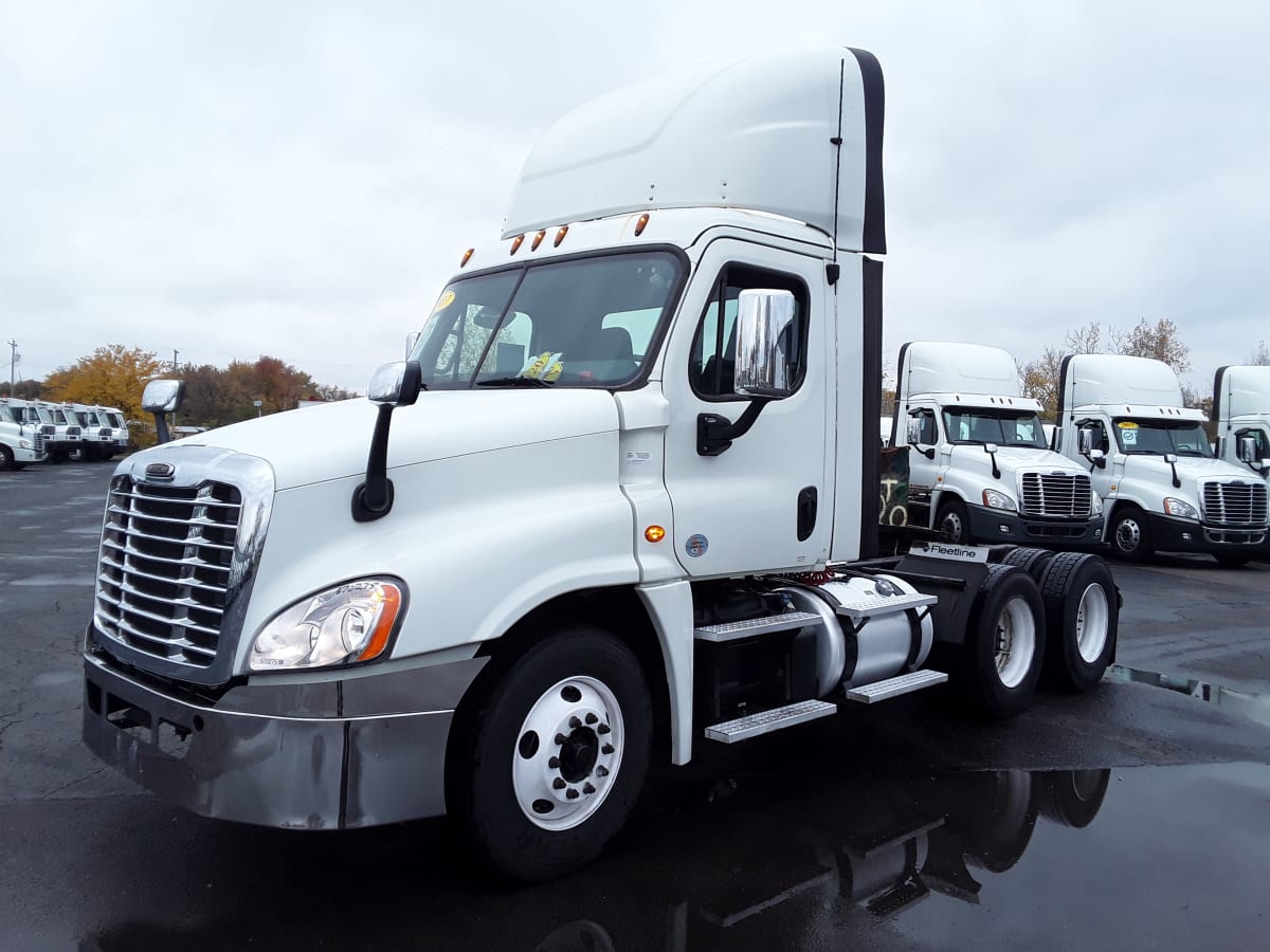 2017 Freightliner/Mercedes CASCADIA 125 670275