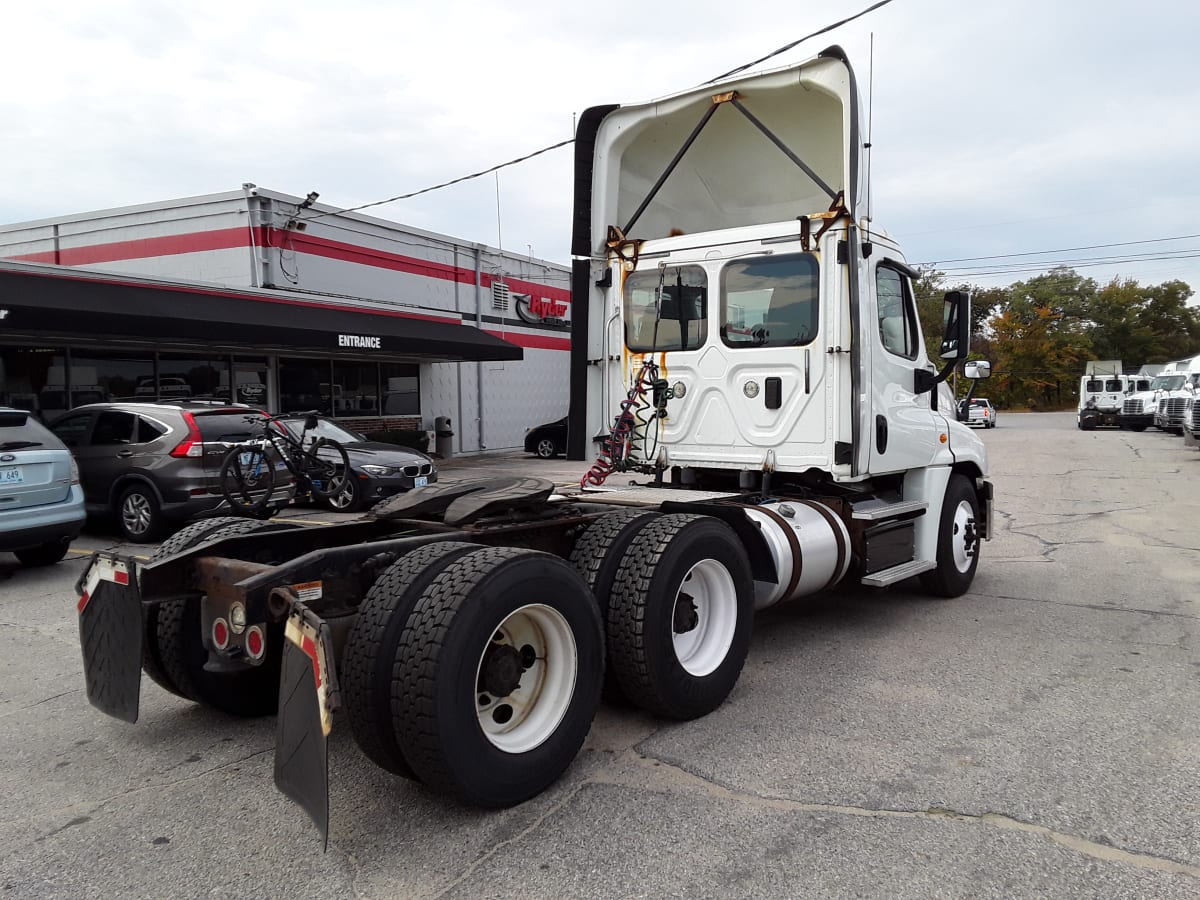 2017 Freightliner/Mercedes CASCADIA 125 670278