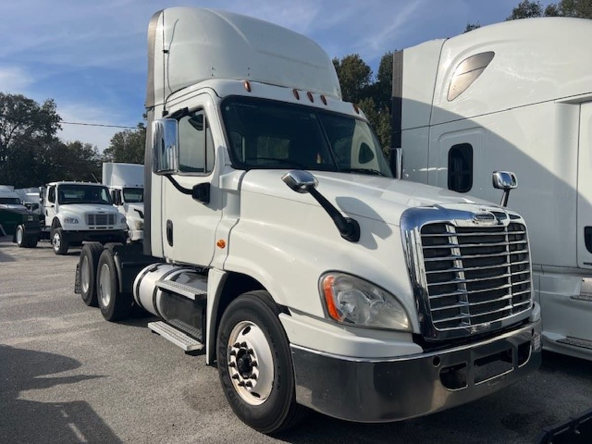 2017 Freightliner/Mercedes CASCADIA 125 670282