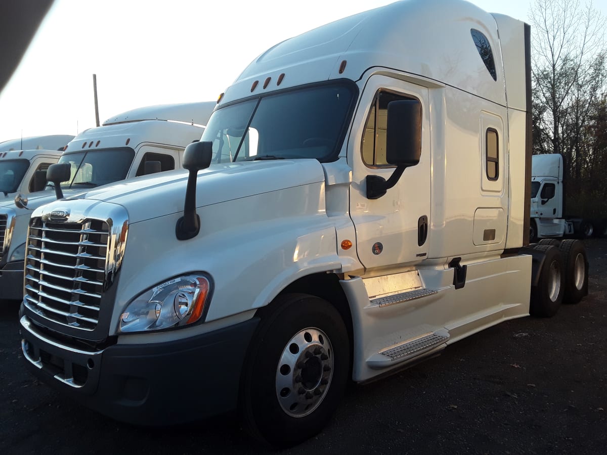 2017 Freightliner/Mercedes CASCADIA 125 670363