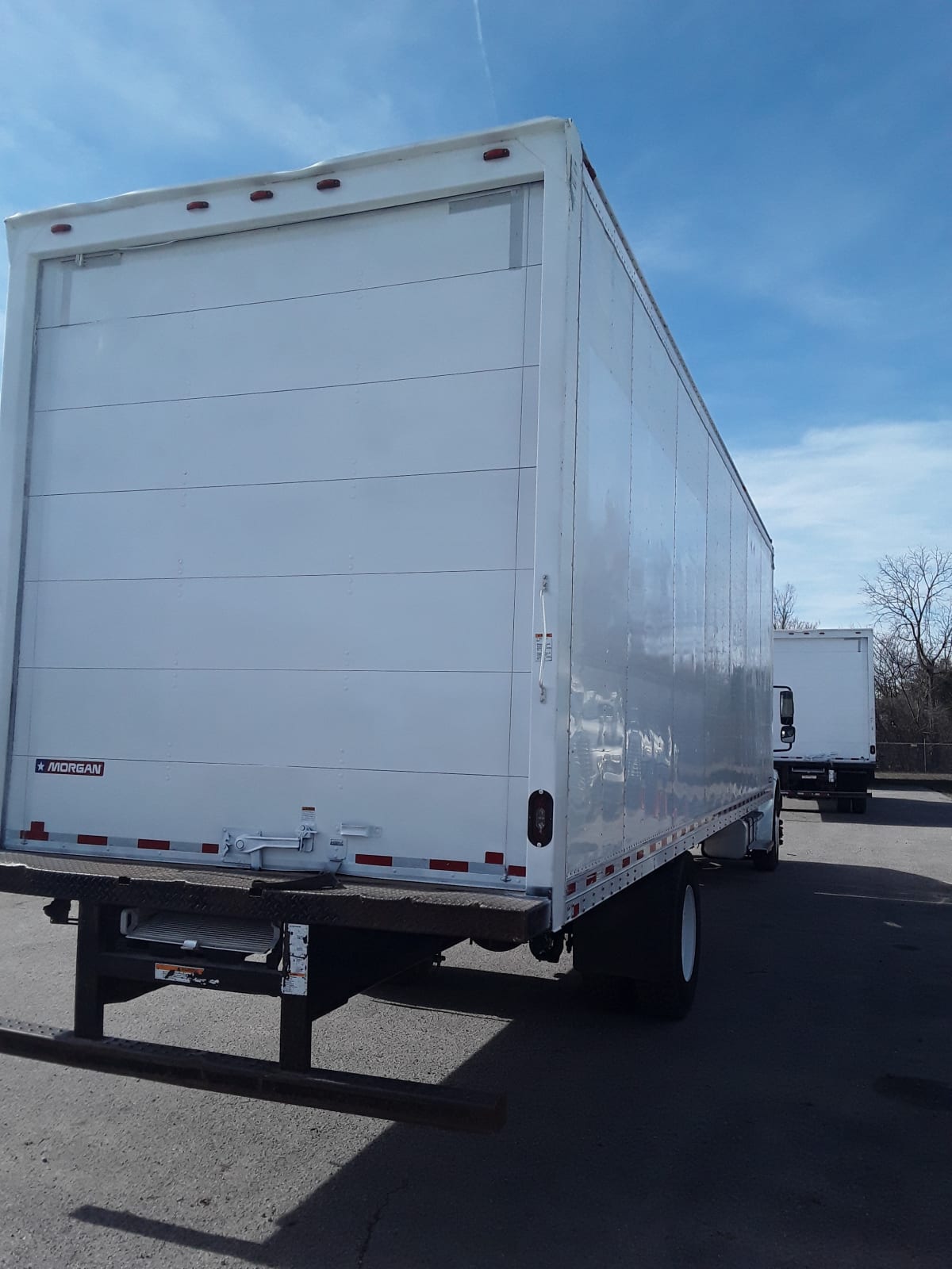 2017 Freightliner/Mercedes M2 106 670666