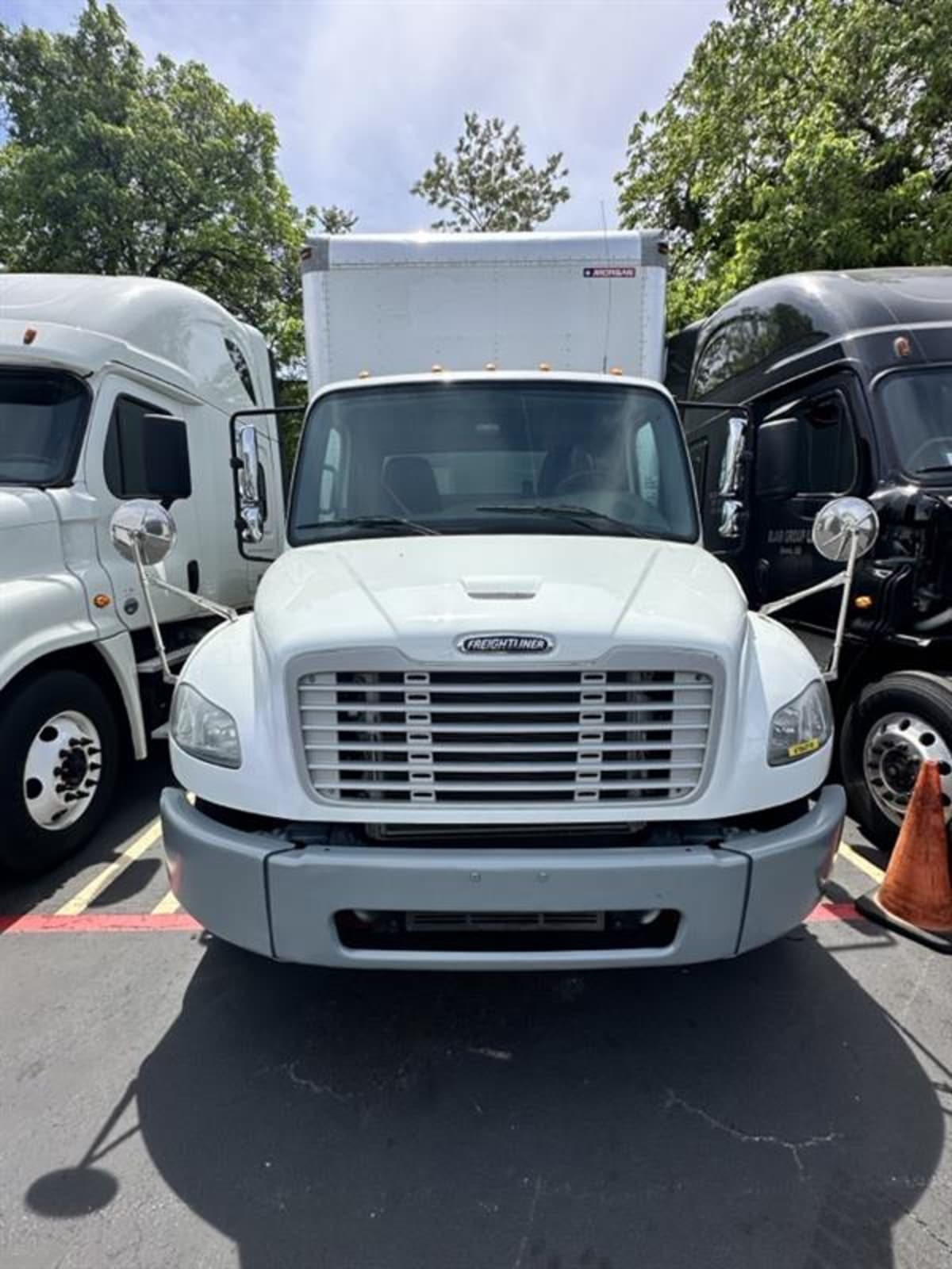 2017 Freightliner/Mercedes M2 106 670677