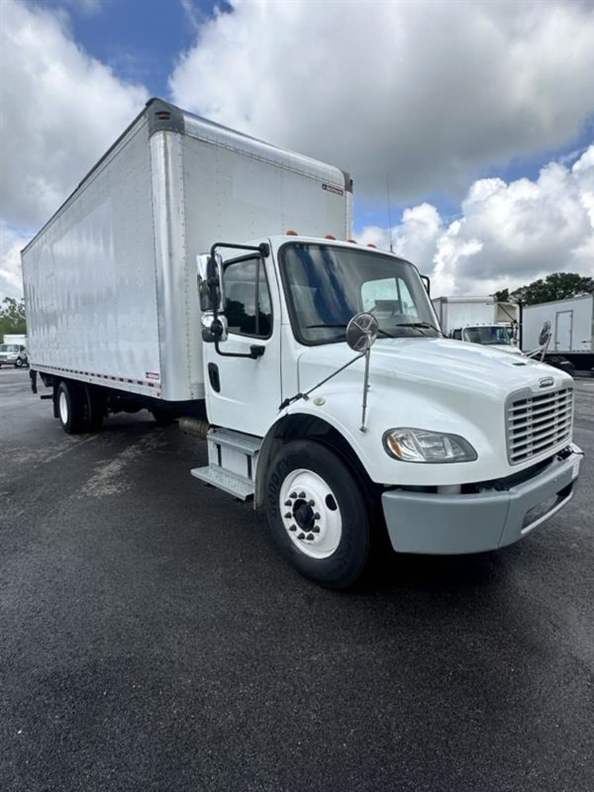 2017 Freightliner/Mercedes M2 106 670683