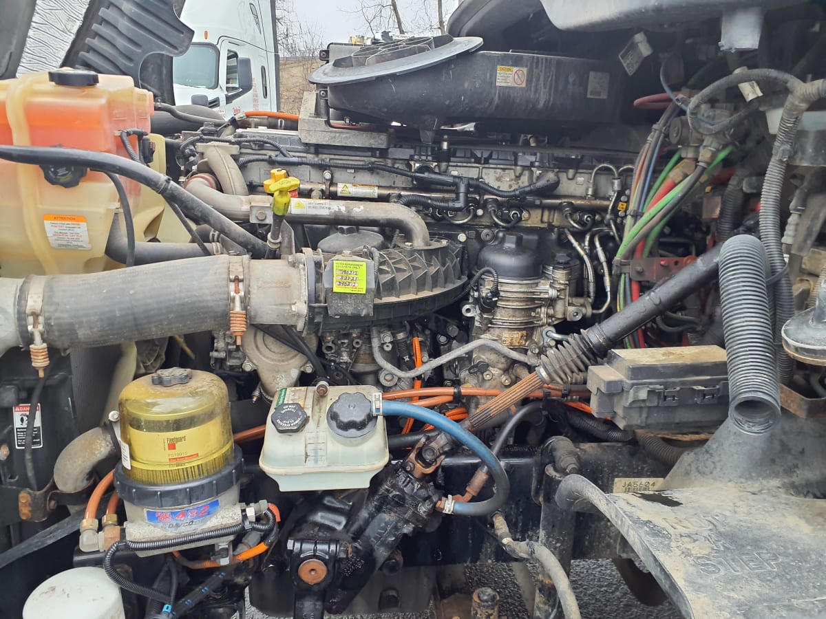 2017 Freightliner/Mercedes CASCADIA 125 670741