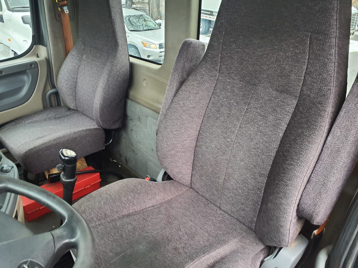 2017 Freightliner/Mercedes CASCADIA 125 670742