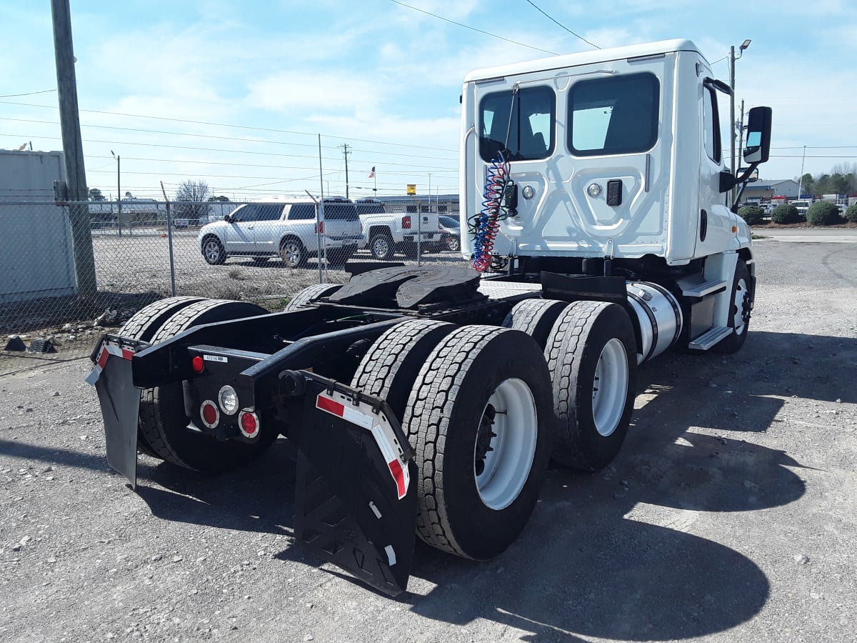 2017 Freightliner/Mercedes CASCADIA 125 670746