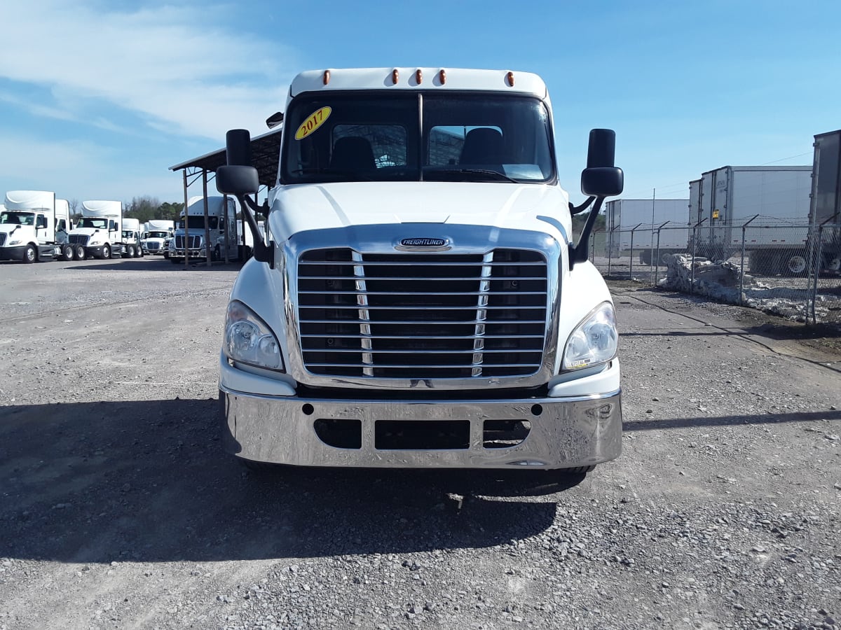 2017 Freightliner/Mercedes CASCADIA 125 670746