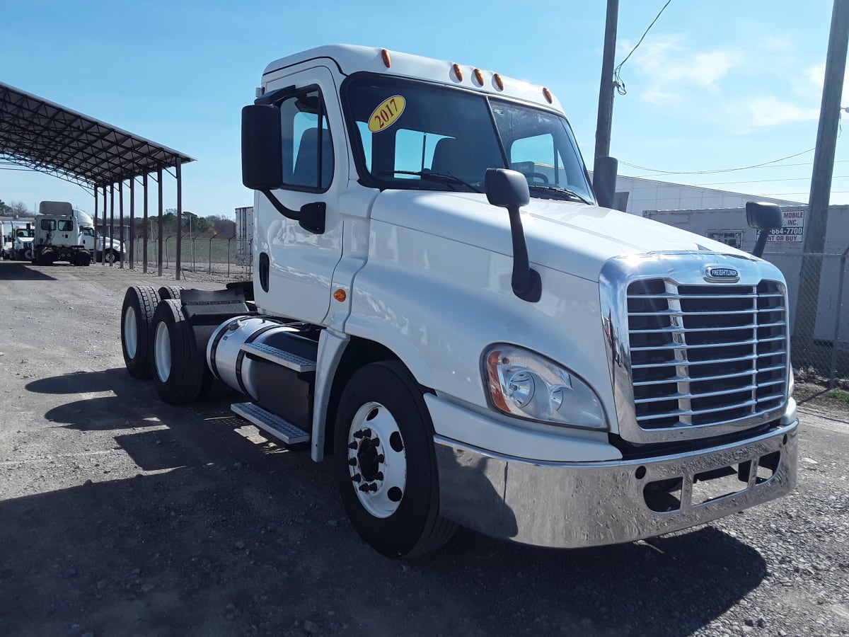 2017 Freightliner/Mercedes CASCADIA 125 670746