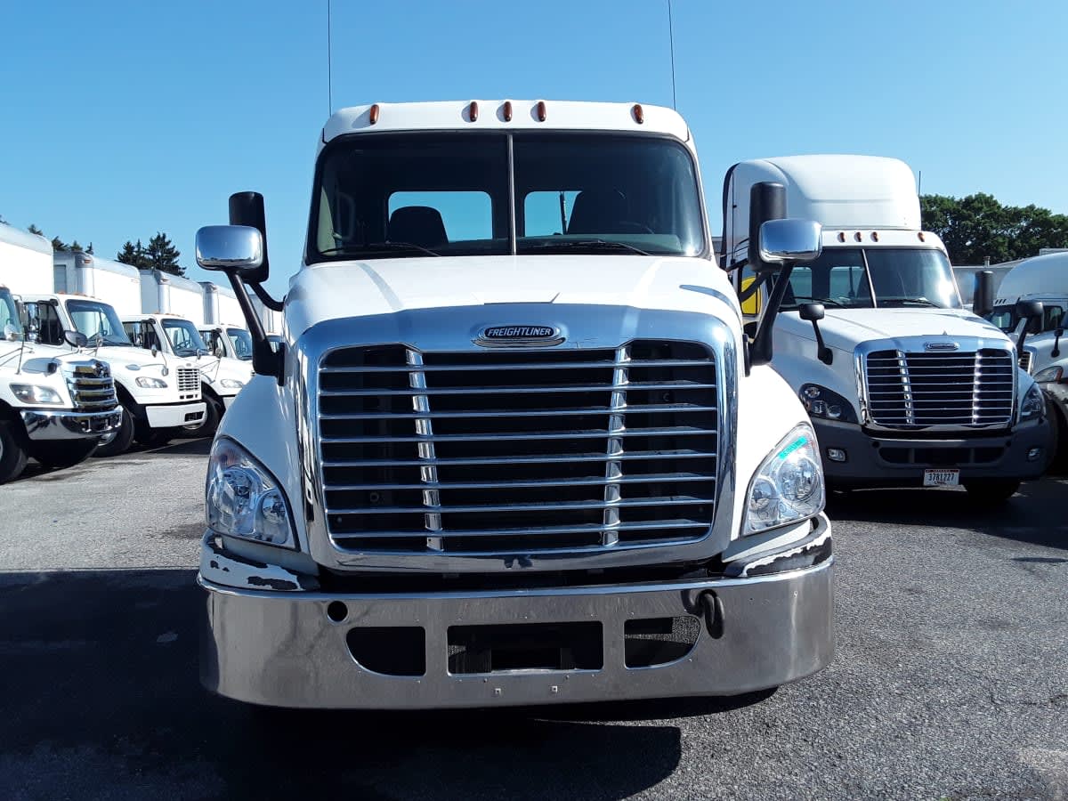 2017 Freightliner CASCADIA 125 670753