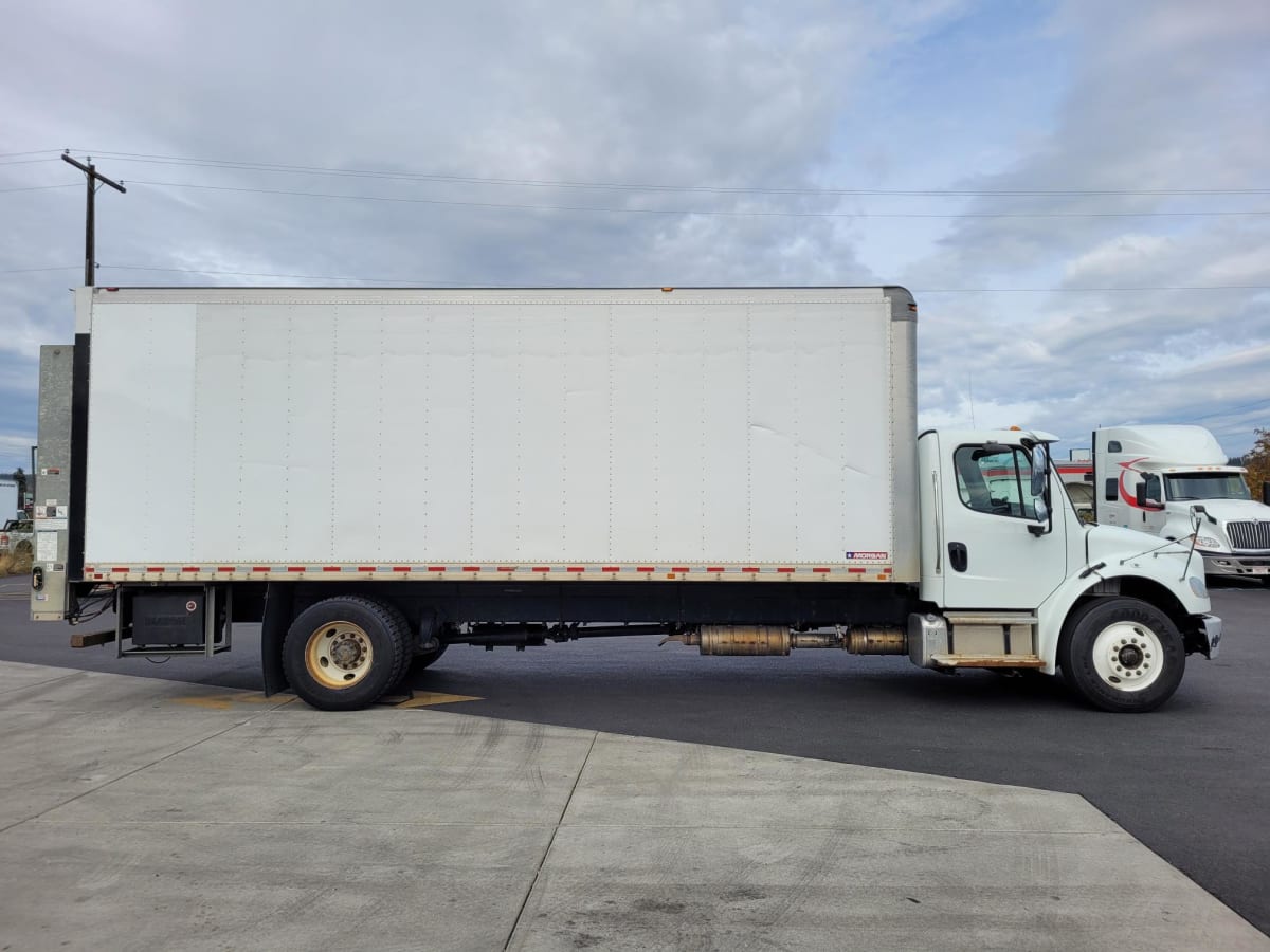 2017 Freightliner/Mercedes M2 106 670766