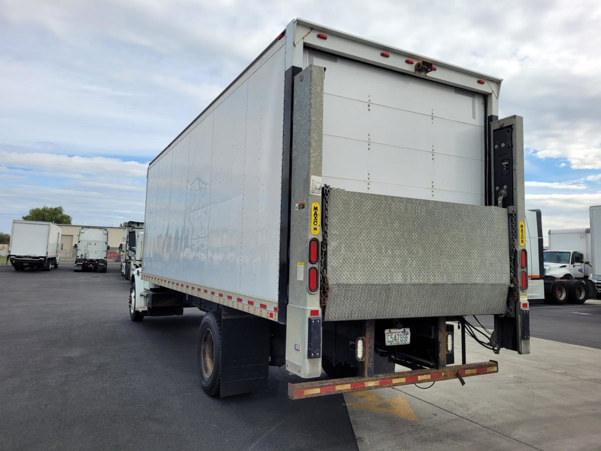 2017 Freightliner/Mercedes M2 106 670766