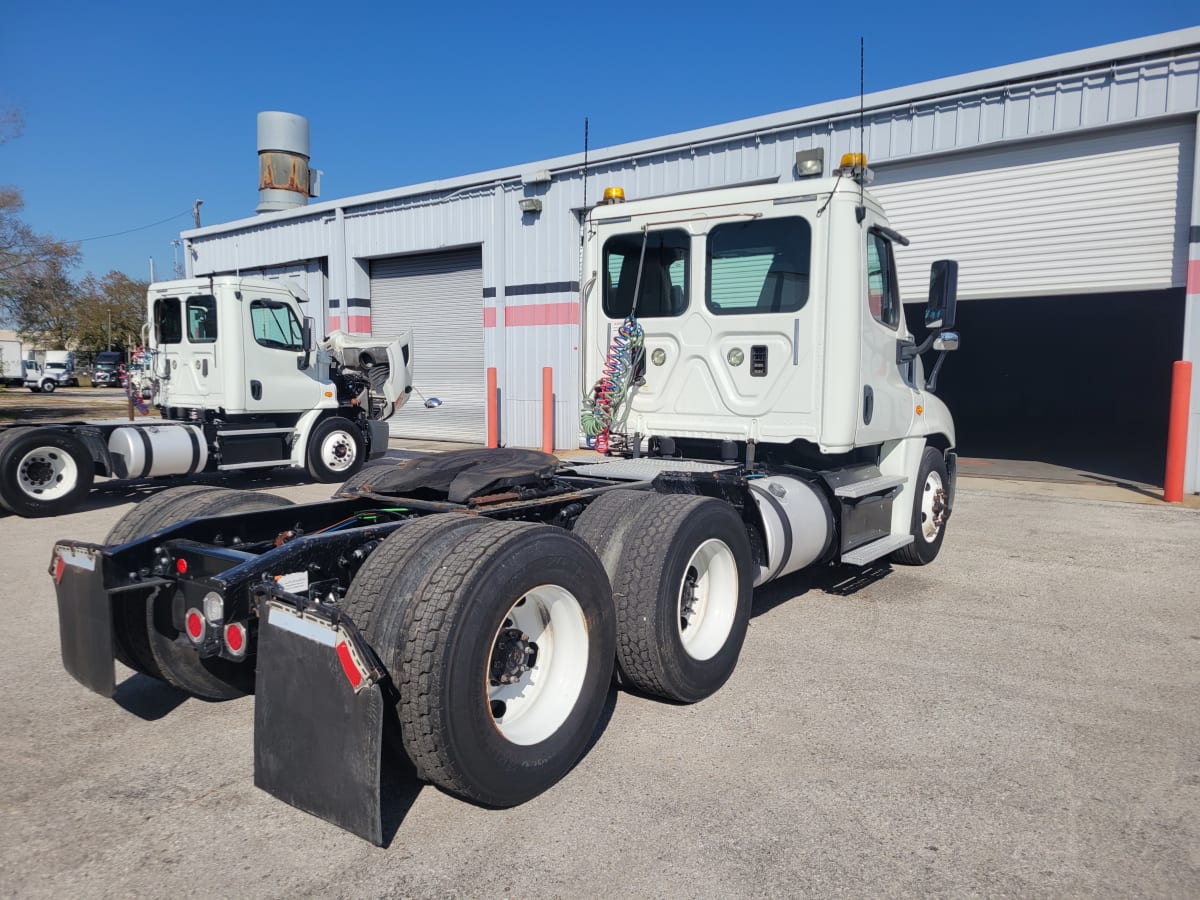 2017 Freightliner/Mercedes CASCADIA 125 670826