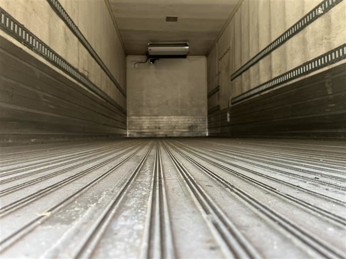 2017 Freightliner M2 106 670837