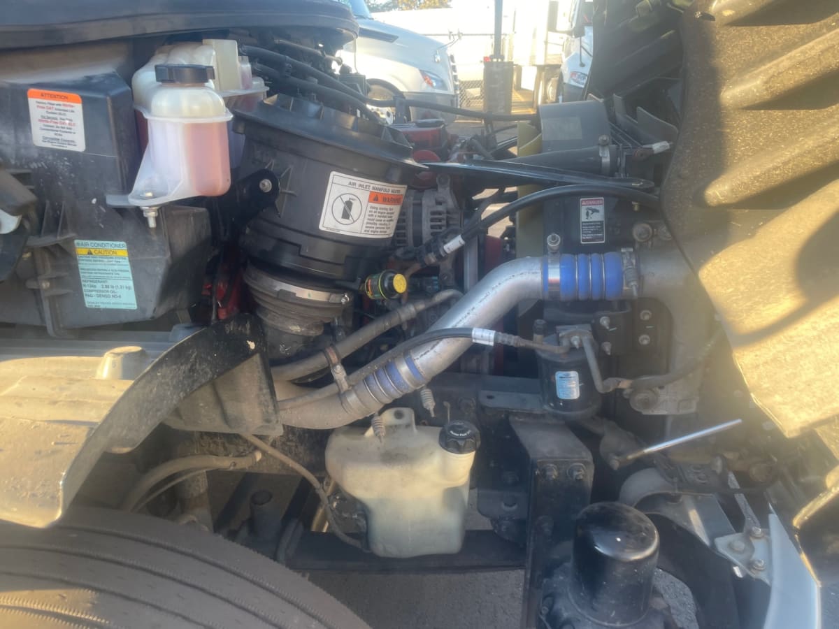 2017 Freightliner/Mercedes M2 106 670959