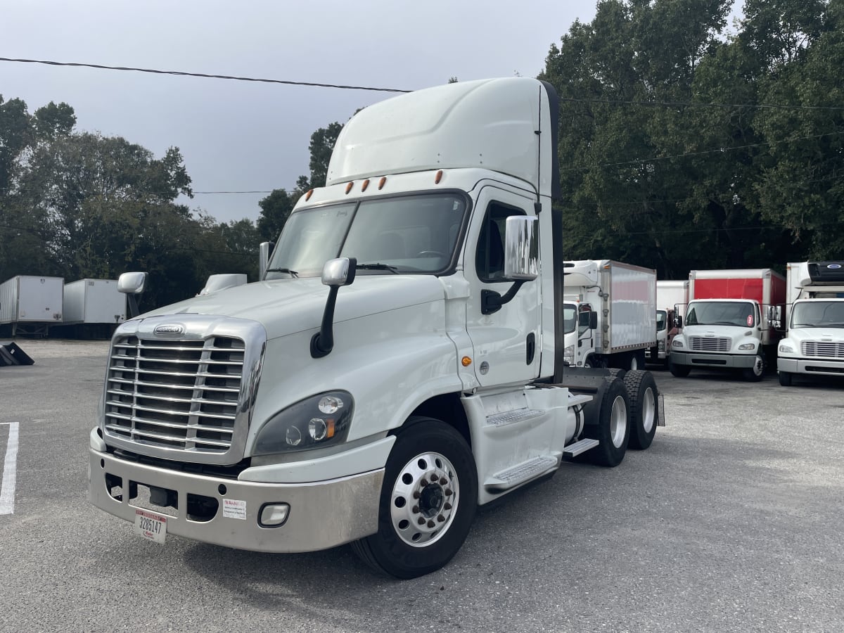 2017 Freightliner/Mercedes CASCADIA 125 670964