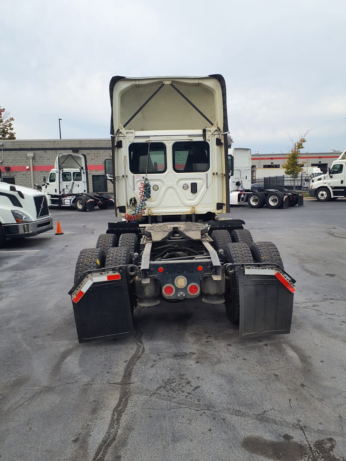 2017 Freightliner/Mercedes CASCADIA 125 670967