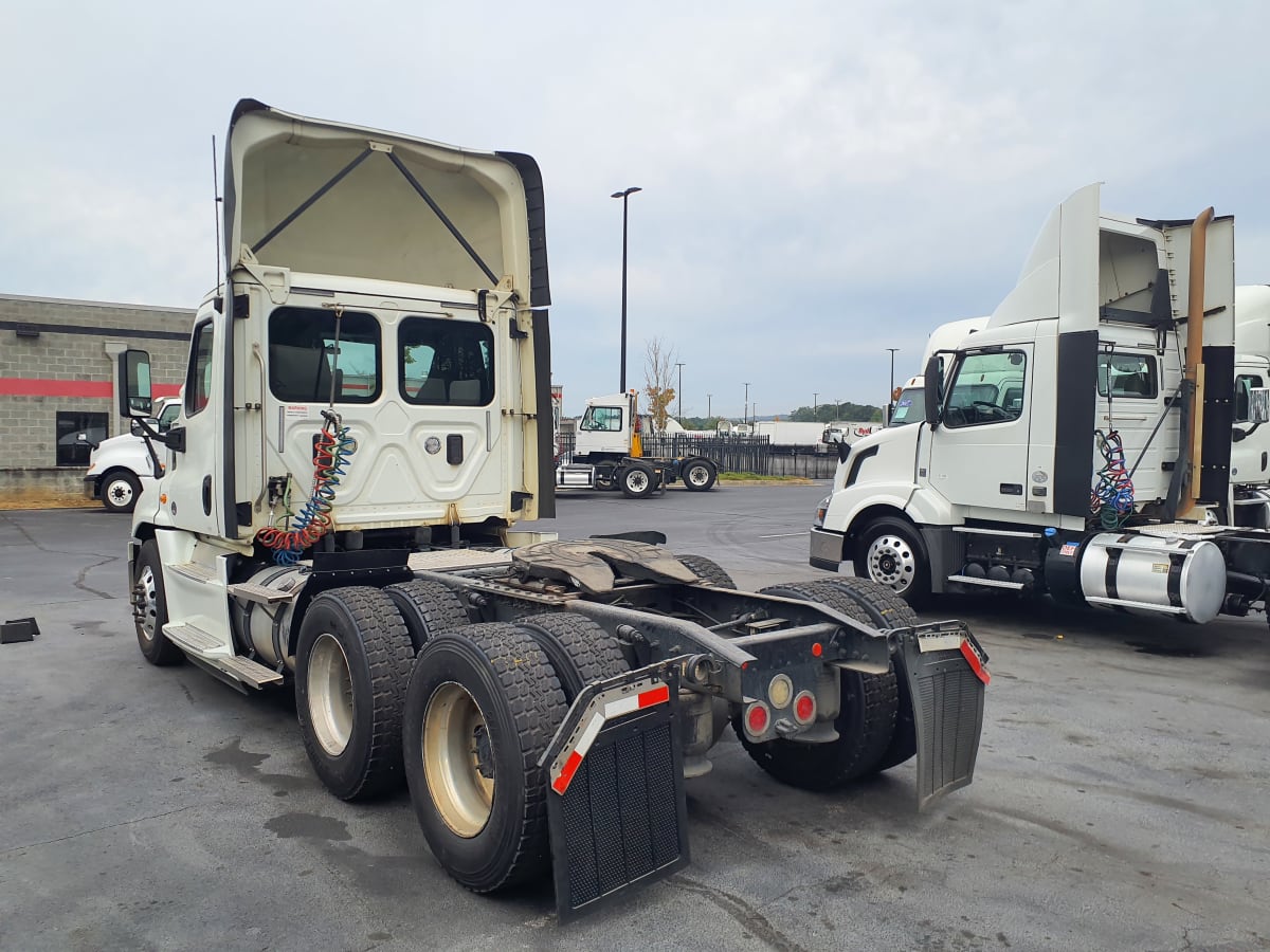 2017 Freightliner/Mercedes CASCADIA 125 670967