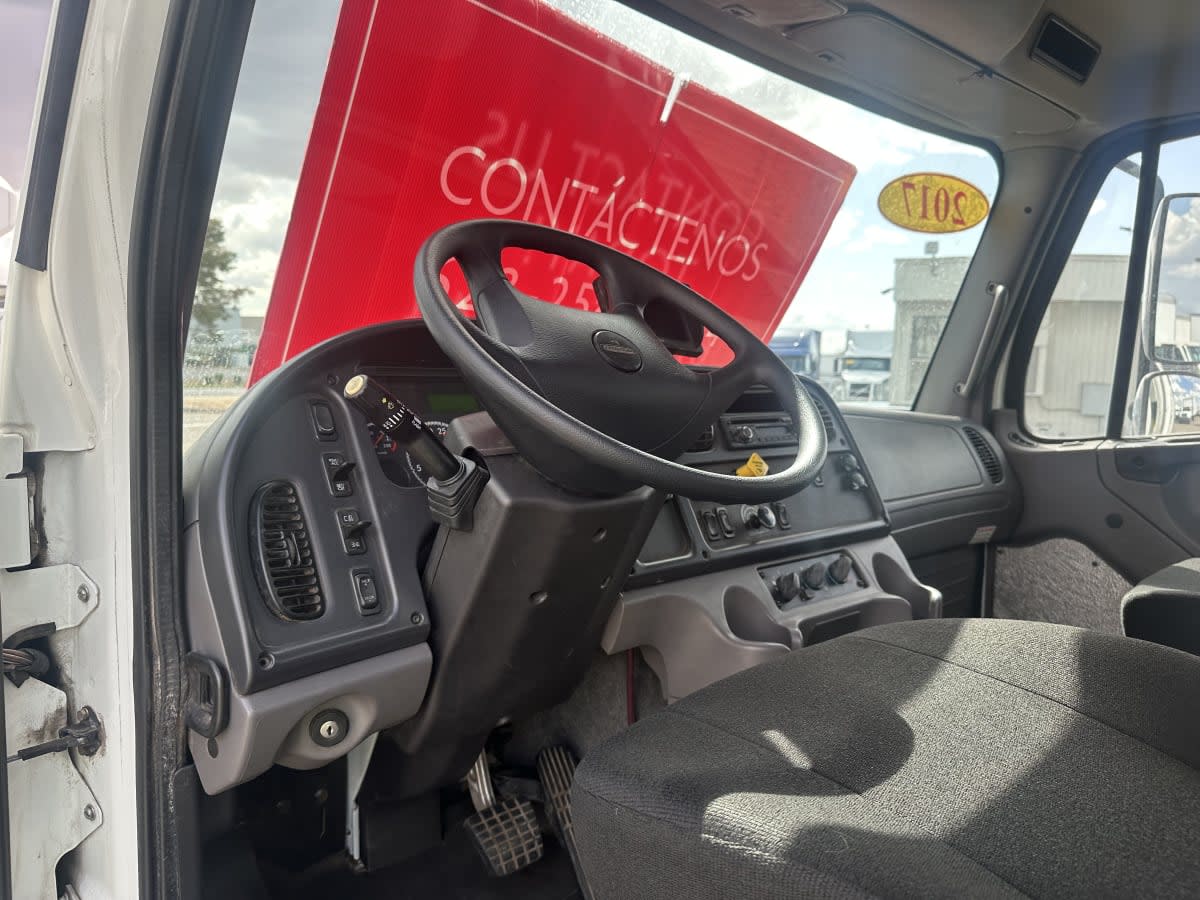 2017 Freightliner/Mercedes M2 106 670983