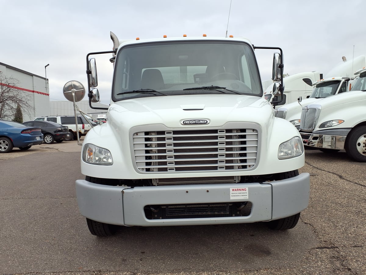 2017 Freightliner/Mercedes M2 106 670985