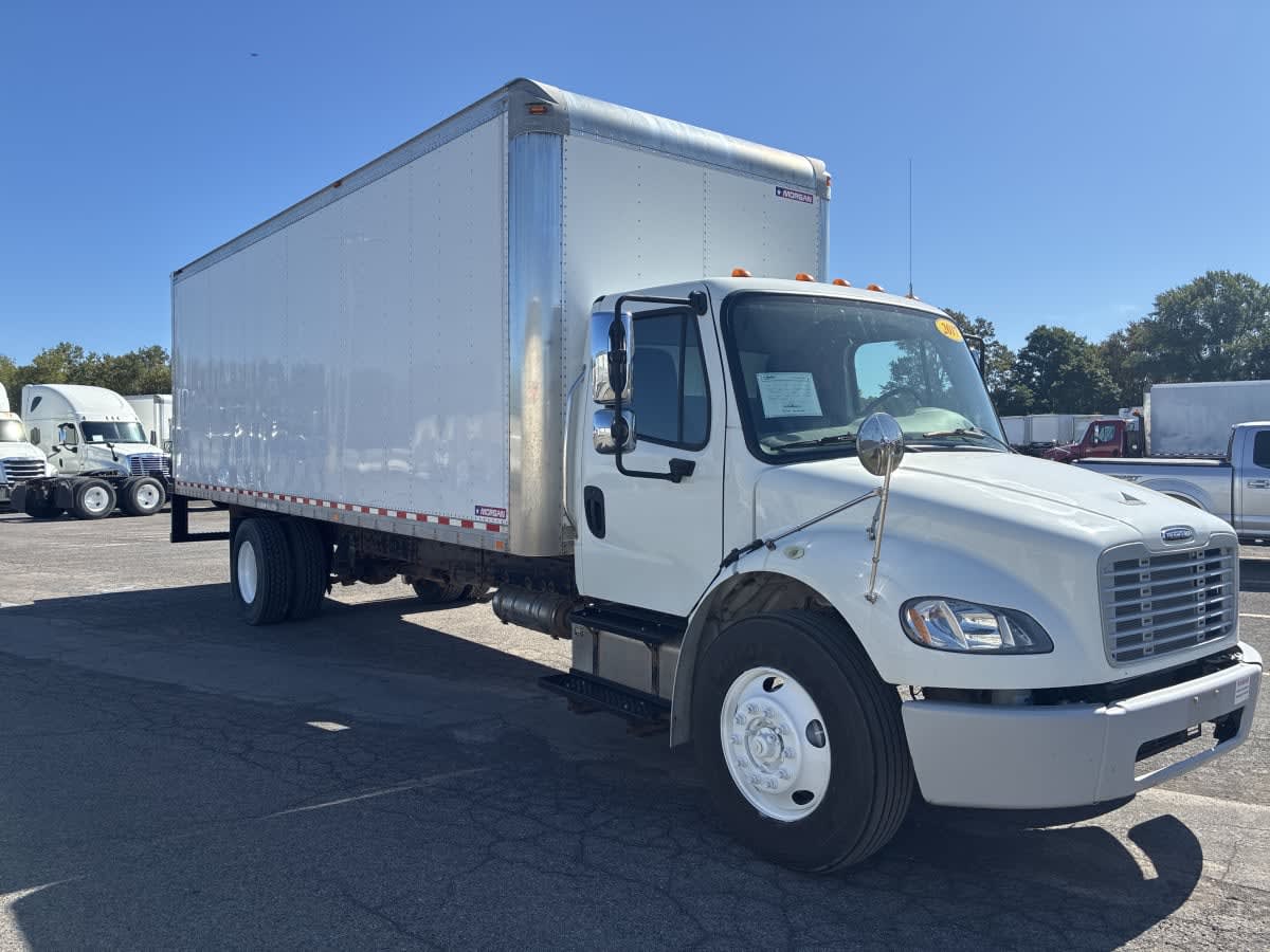 2017 Freightliner M2 106 in Syracuse, NY — photo 3