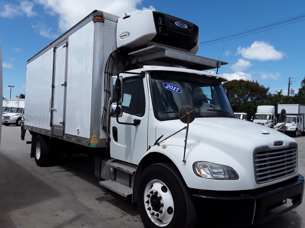 2017 Freightliner/Mercedes M2 106 671136