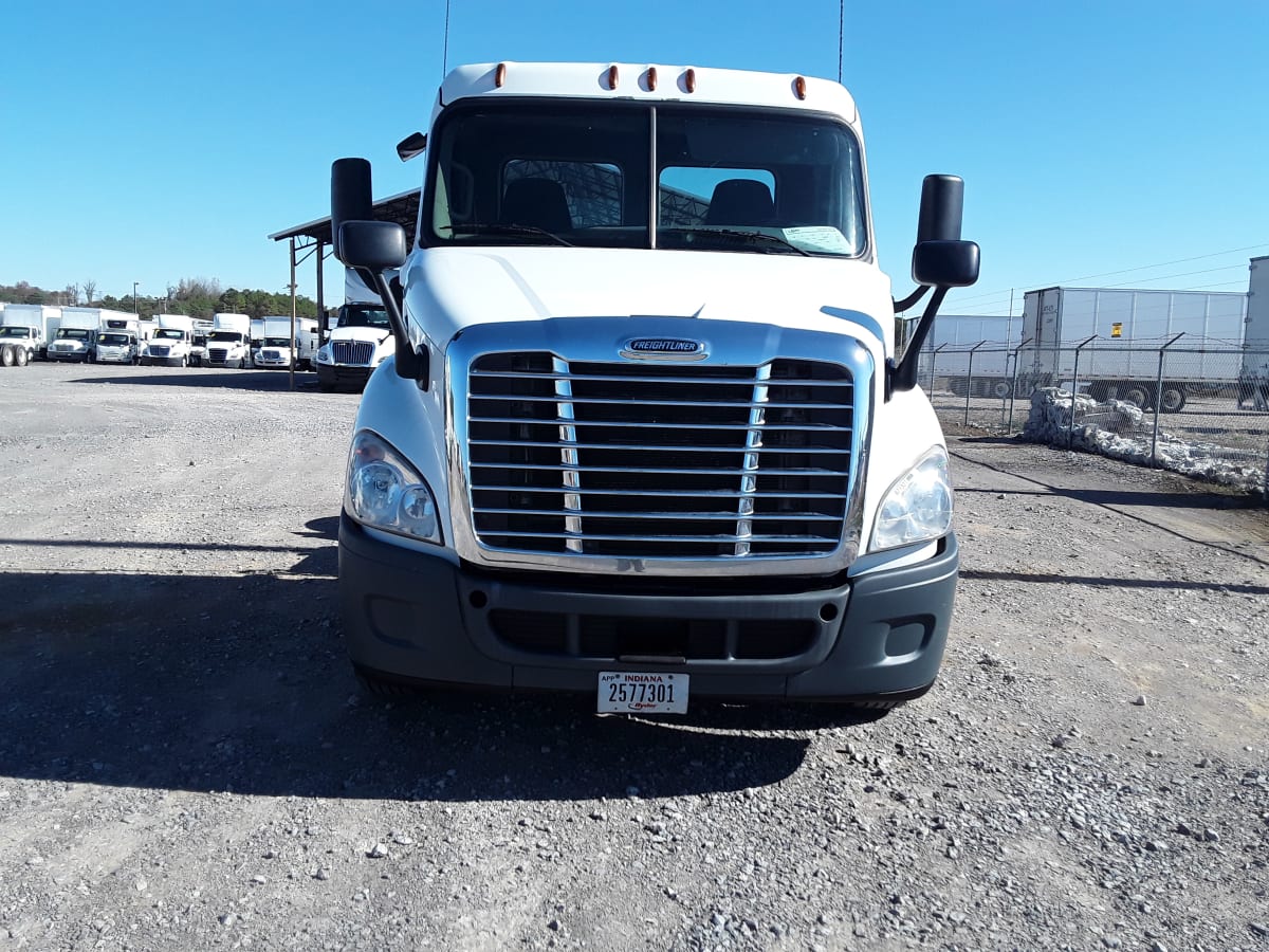 2017 Freightliner/Mercedes CASCADIA 113 671327