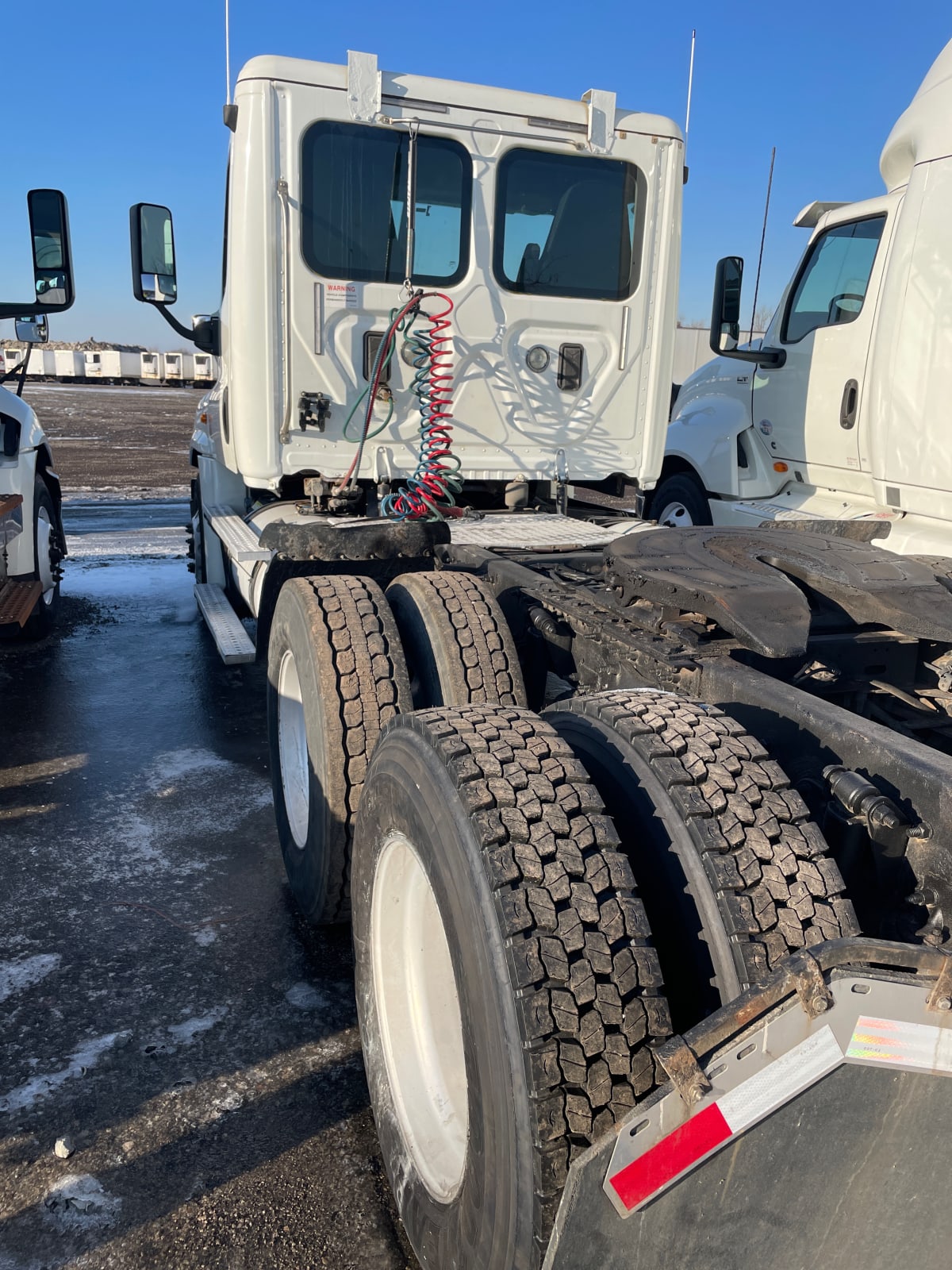 2017 Freightliner/Mercedes CASCADIA 125 671377