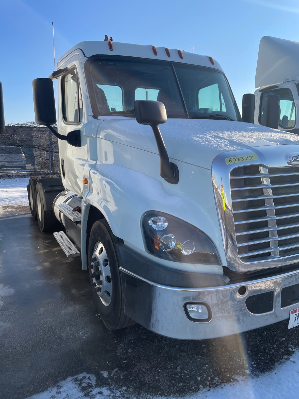 2017 Freightliner/Mercedes CASCADIA 125 671377