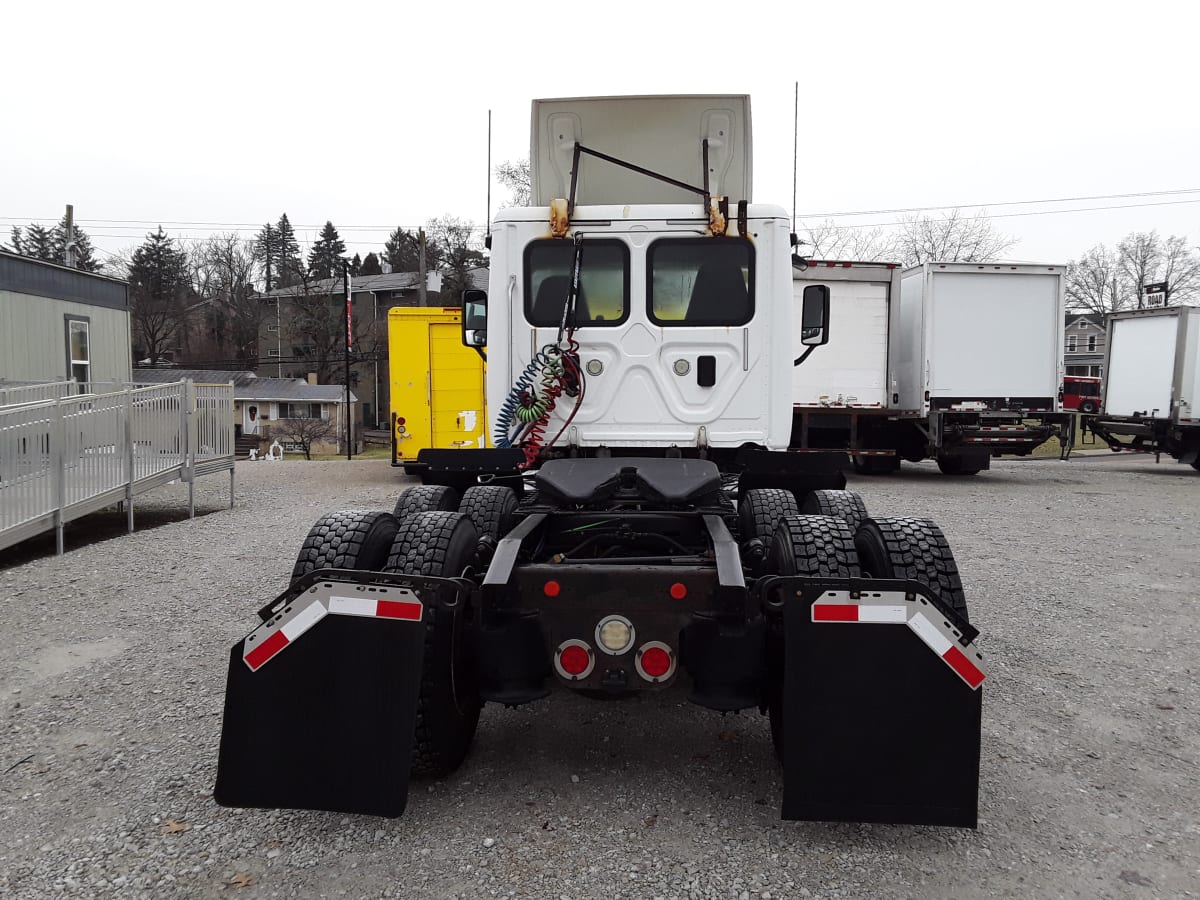 2017 Freightliner/Mercedes CASCADIA 125 671393