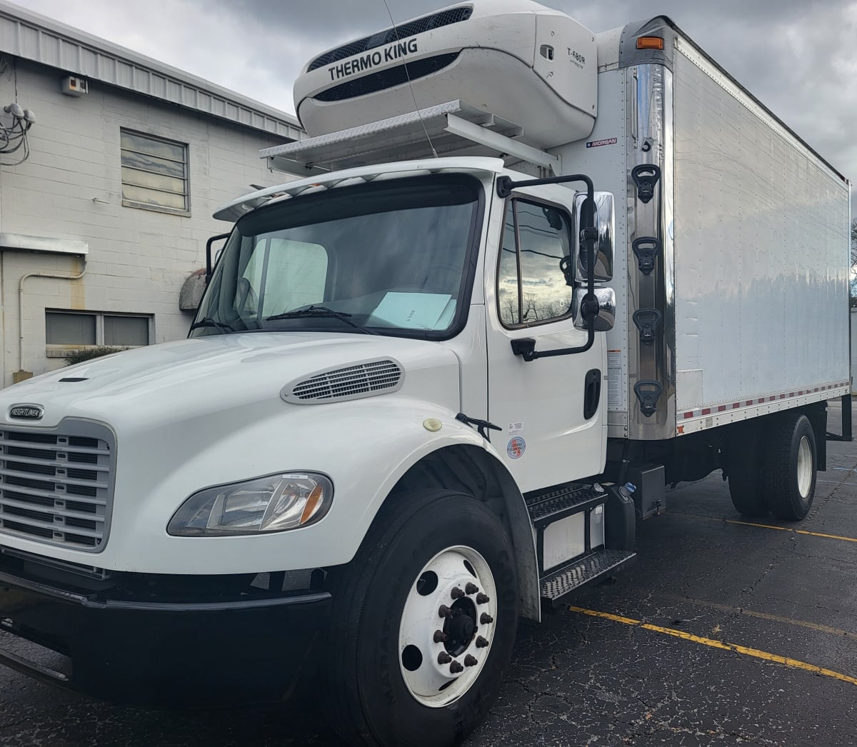 2017 Freightliner/Mercedes M2 106 671448